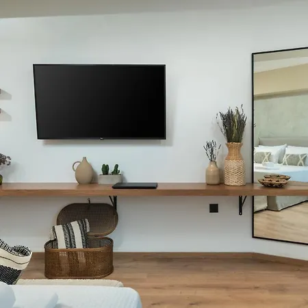 Nomas Lifestyle Living *