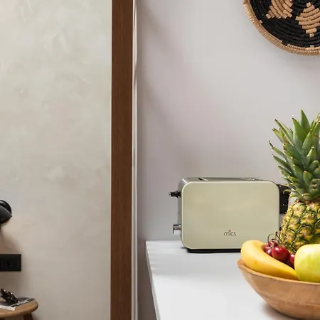 Nomas Lifestyle Living *