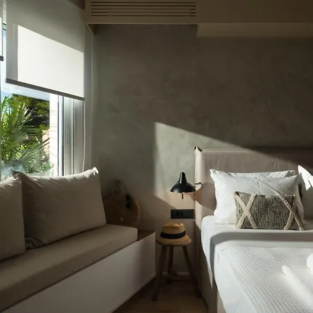 Nomas Lifestyle Living Апартаменти *